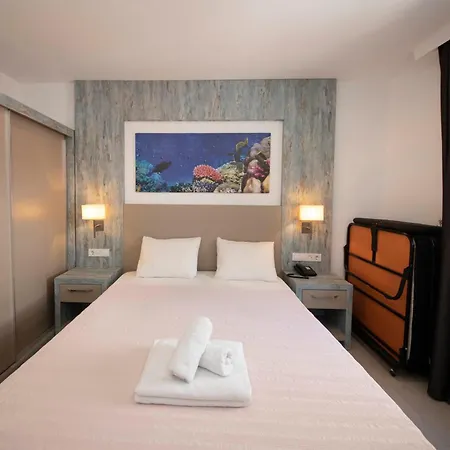 Lovely Seafront With Breathtaking Sea View In The Heart Of *